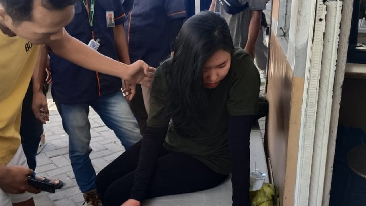 Wanita Tusuk Sopir Taksi Online Diduga Hendak Begal Mobil