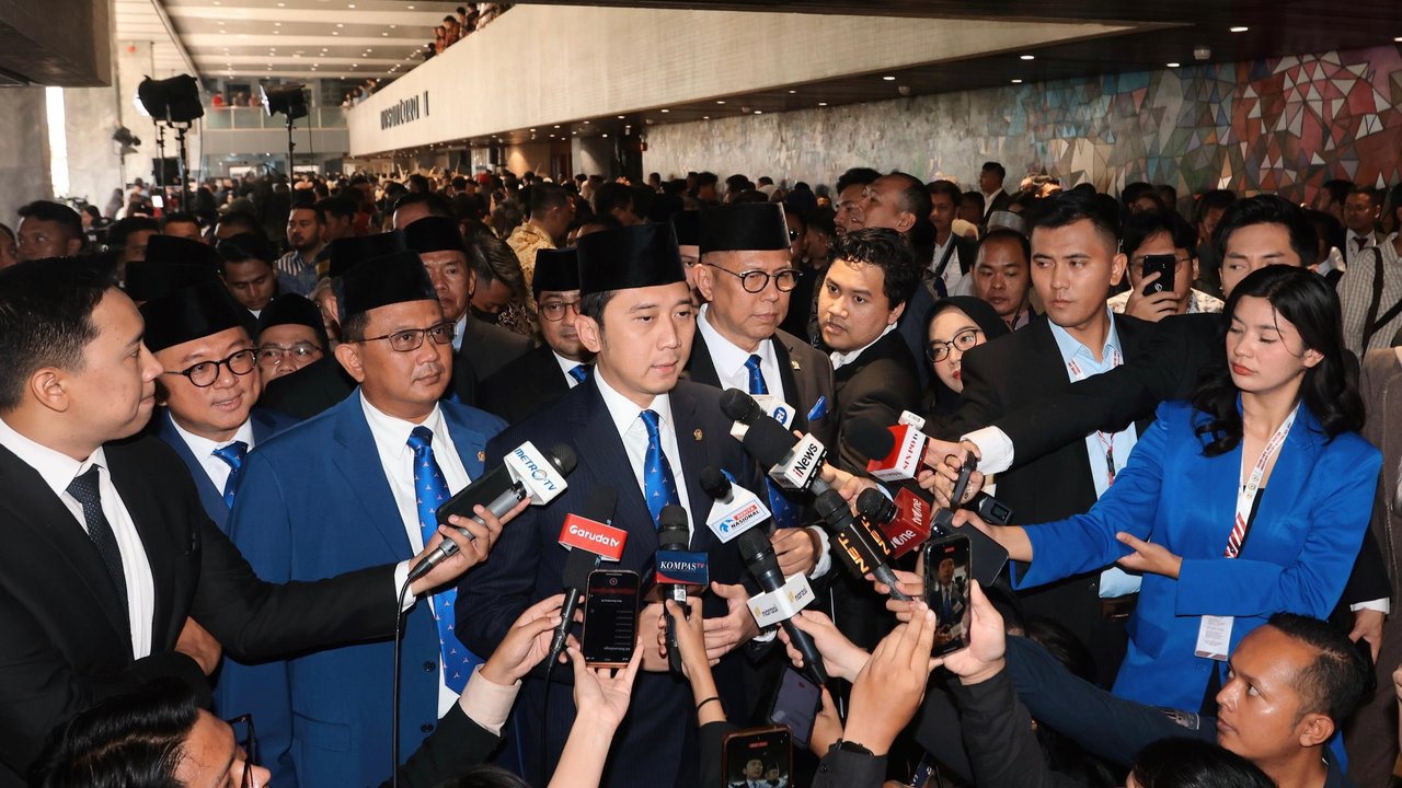 <p>Edhie Baskoro Yudhoyono (Ibas) usai dilantik kembali sebagai anggota DPR RI 2024-2029, Selasa (1/10/2024) (Istimewa)</p>