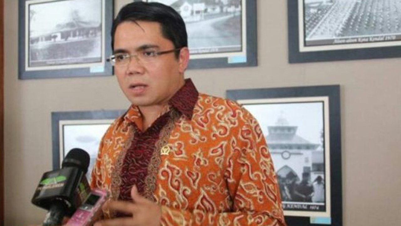 Cerita Arteria Pegang Data Orang-Orang Terzolimi Kekuasaan: Seperti Air Bah