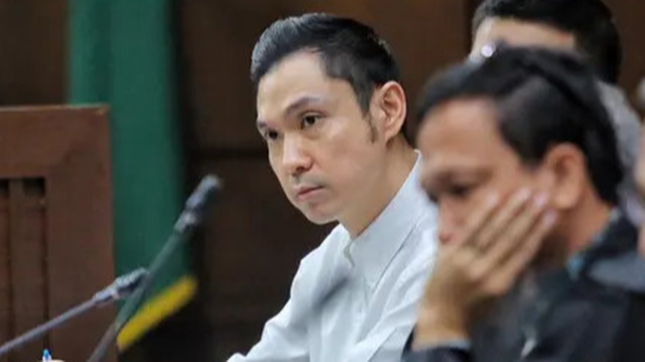 Selain itu, terdapat pula beberapa pihak lain yang diuntungkan dari kasus korupsi timah sehingga merugikan keuangan negara sebesar Rp300 triliun. (Liputan6.com/Angga Yuniar)