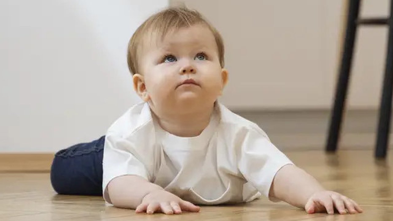 Ilustrasi bayi. Sumber foto: unsplash.com/Jonathan Borba.