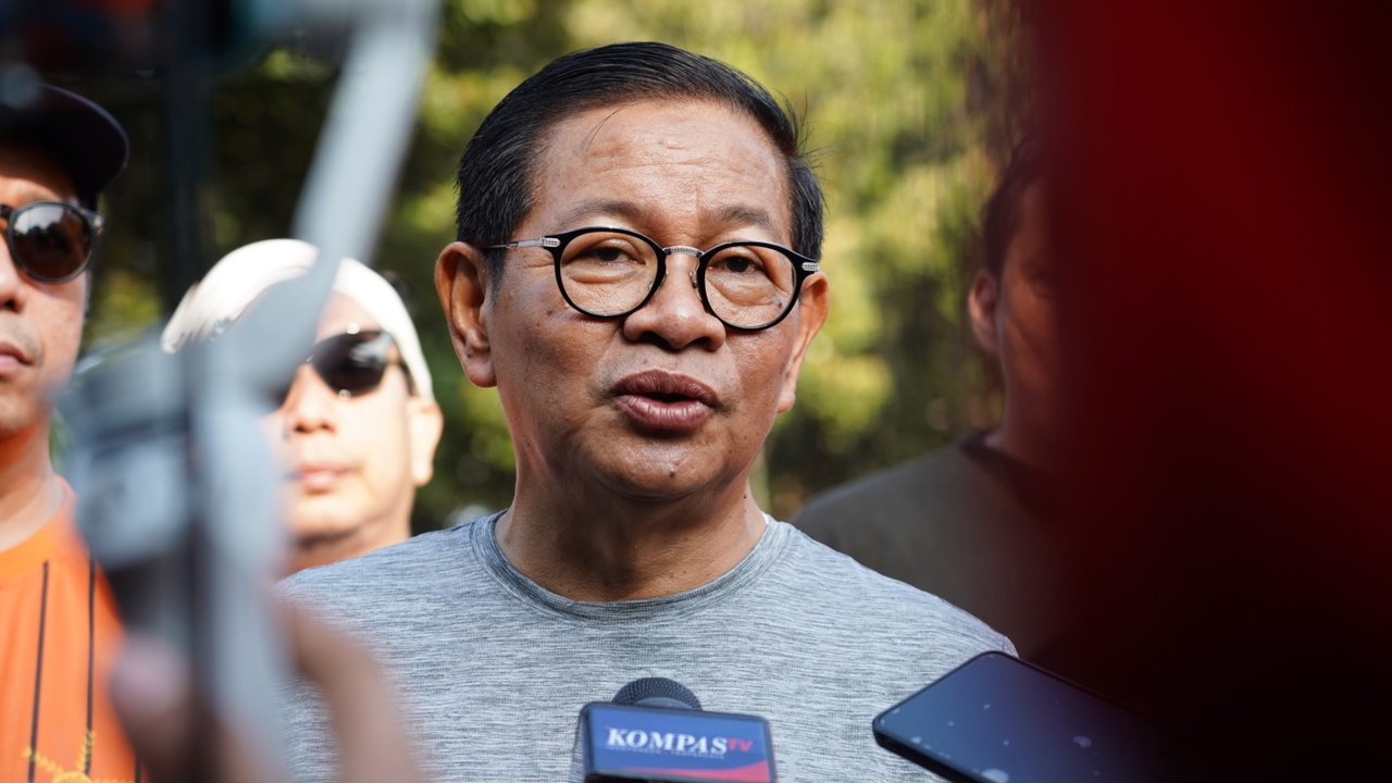 Pramono Anung di GBK