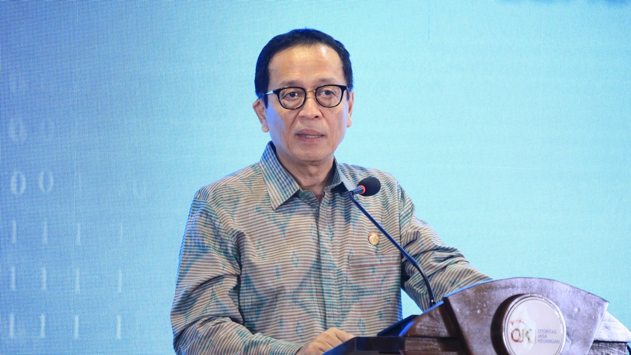 Kepala Eksekutif Pengawas Perbankan OJK Dian Ediana Rae. Otoritas Jasa Keuangan secara resmi meluncurkan Peta Jalan Pengembangan dan Penguatan Lembaga Pengelola Informasi Perkreditan (LPIP) 2024-2028 untuk mewujudkan LPIP yang berintegritas, inovatif, dan kredibel guna meningkatkan efisiensi penyaluran kredit dalam rangka mendorong pertumbuhan kredit dan inklusi keuangan nasional. (Dok. OJK)