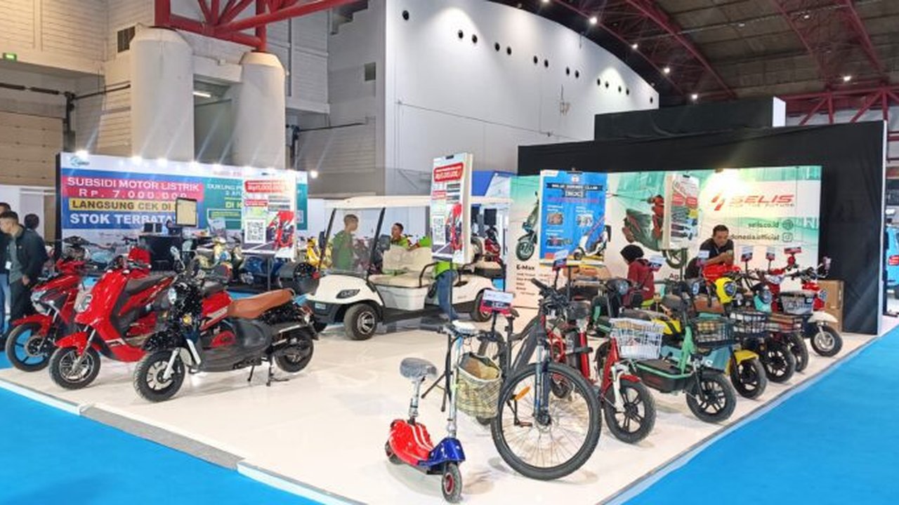 Honda meluncurkan dua motor listrik baru, ICON e: dan CUV e:, dengan teknologi canggih, fitur kenyamanan, serta performa ramah lingkungan.