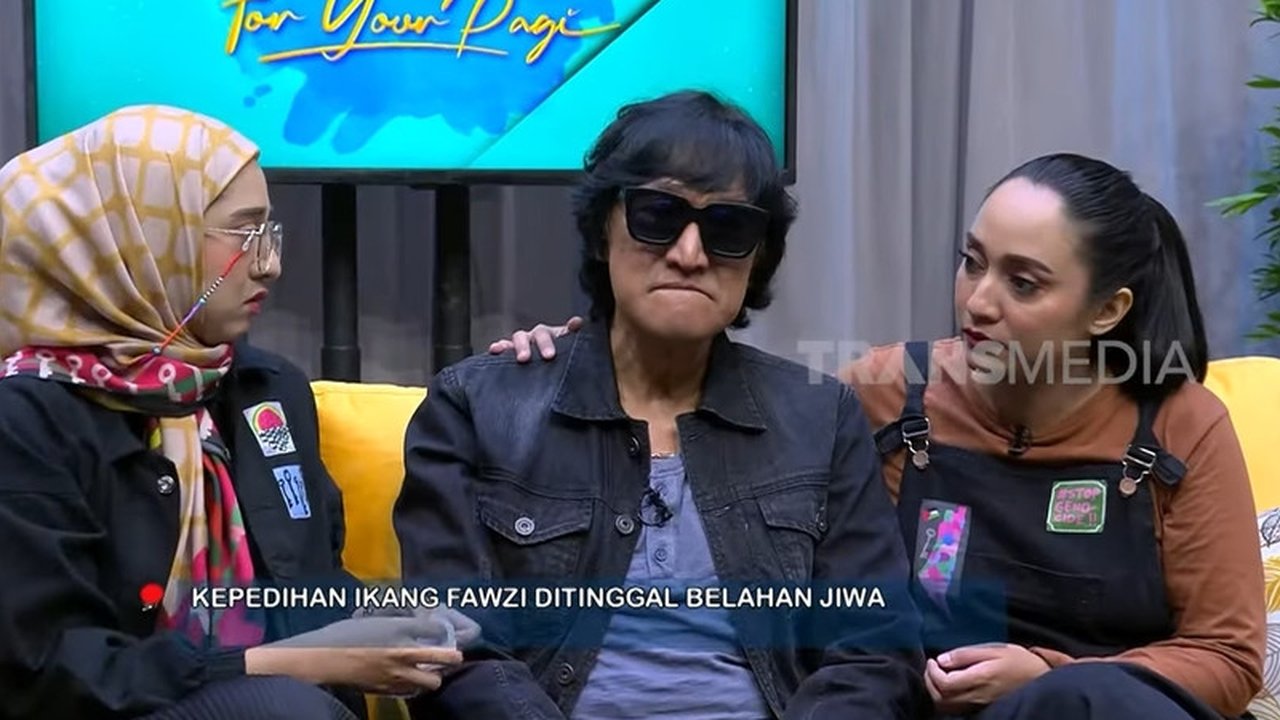 Dalam foto yang beredar, Ikang tampak terbaring di rumah sakit, dengan selang oksigen di hidung dan infus di tangannya. Situasi ini memicu berbagai spekulasi tentang kesehatan Ikang. Untuk menjernihkan keadaan, ia pun muncul sebagai bintang tamu di program FYP di Trans7 untuk memberikan klarifikasi.