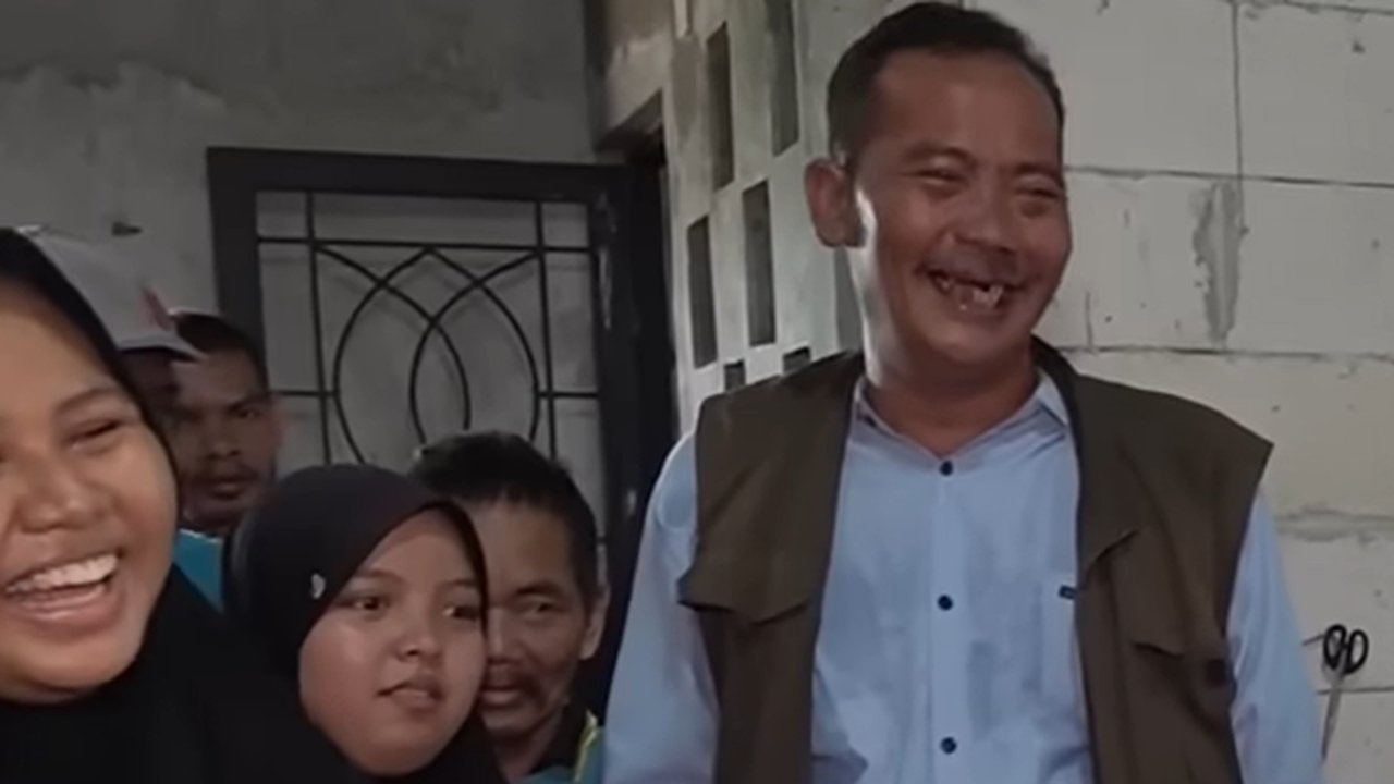 Kepala Desa Tambakbaya Kuningan yang rawat ODGJ