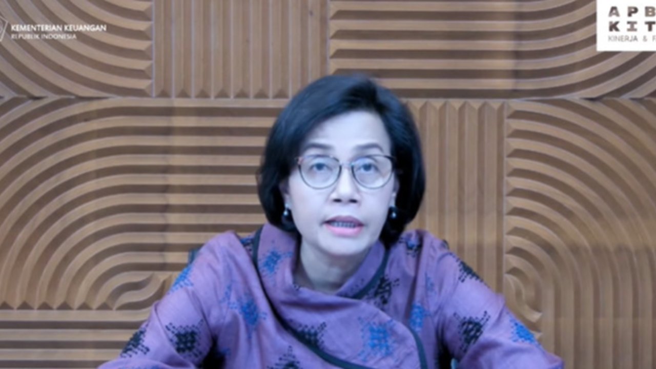<p>Menteri Keuangan (Menkeu) Sri Mulyani Indrawati dalam konferensi pers APBN KiTa April 2023, Senin (17/4/2023). Sri Mulyani mengatakan kinerja APBN per Maret 2023 masih terjaga positif.</p>