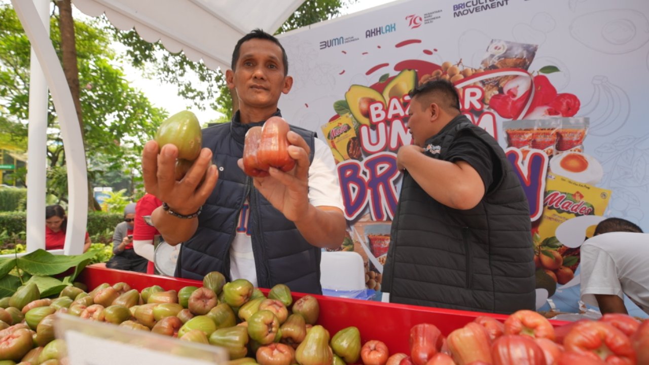 Siswadi Pengusaha Jambu Citra di Kudus