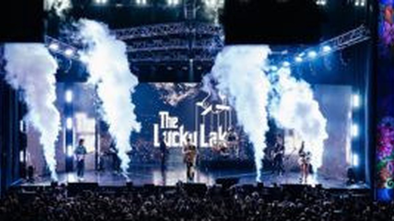 Al El Dul Bawa Sang Kekasih Naik Panggung Bareng The Lucky Laki, Penonton Histeris di Sound Of Love