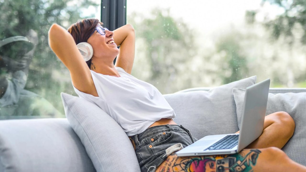 5 Pekerjaan Remote Digaji Tinggi Plus tanpa Harus Punya Pengalaman