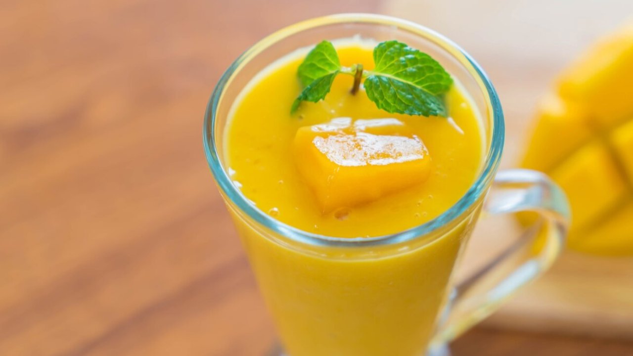 Berapa Kalori dan Nutrisi dari Smoothie Mangga? Kalori yang Perlu Diwaspadai dalam Setiap Suapan