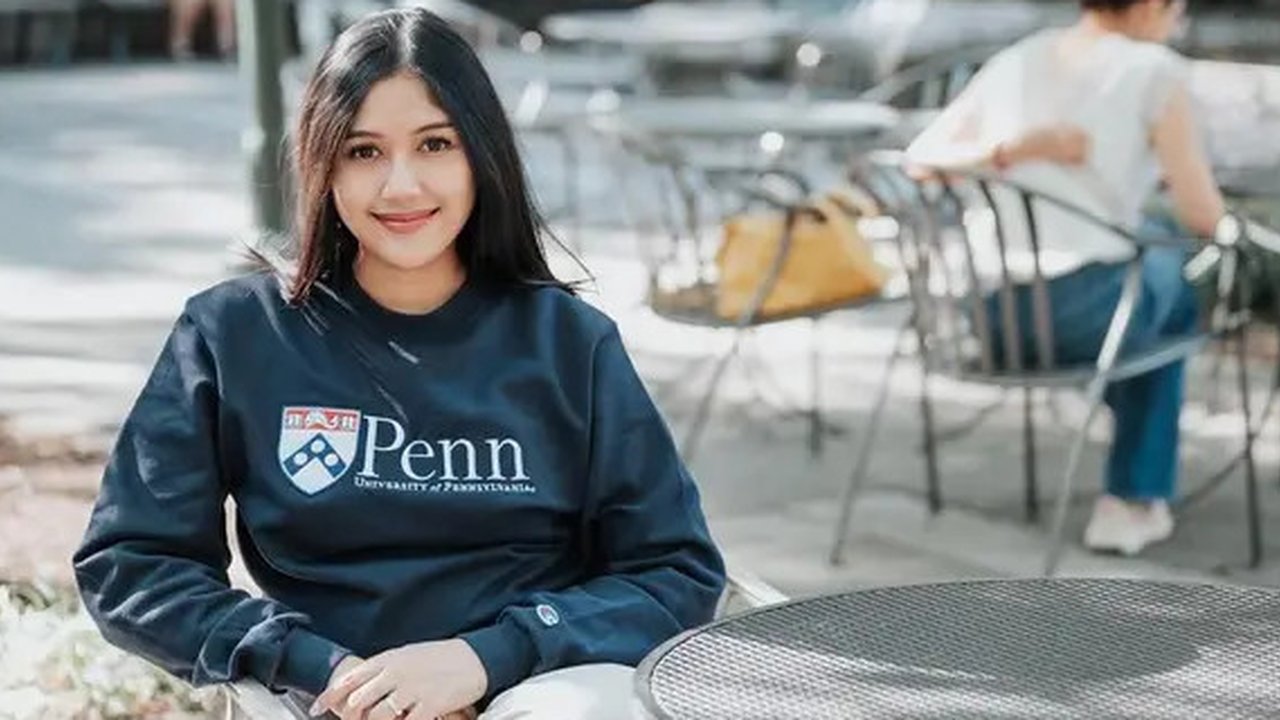 Potret terbaru Erina Gudono dengan bare face jelang melahirkan (@eriangudono @kaesangp)