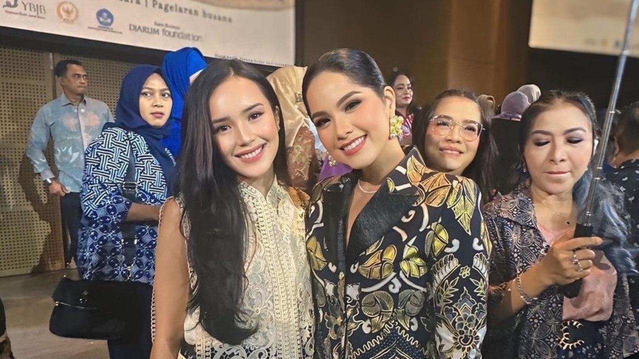 Pada acara tersebut, Beby jumpa dengan Annisa Pohan. Mereka berdua terlihat akrab dan sama-sama cantiknya.
