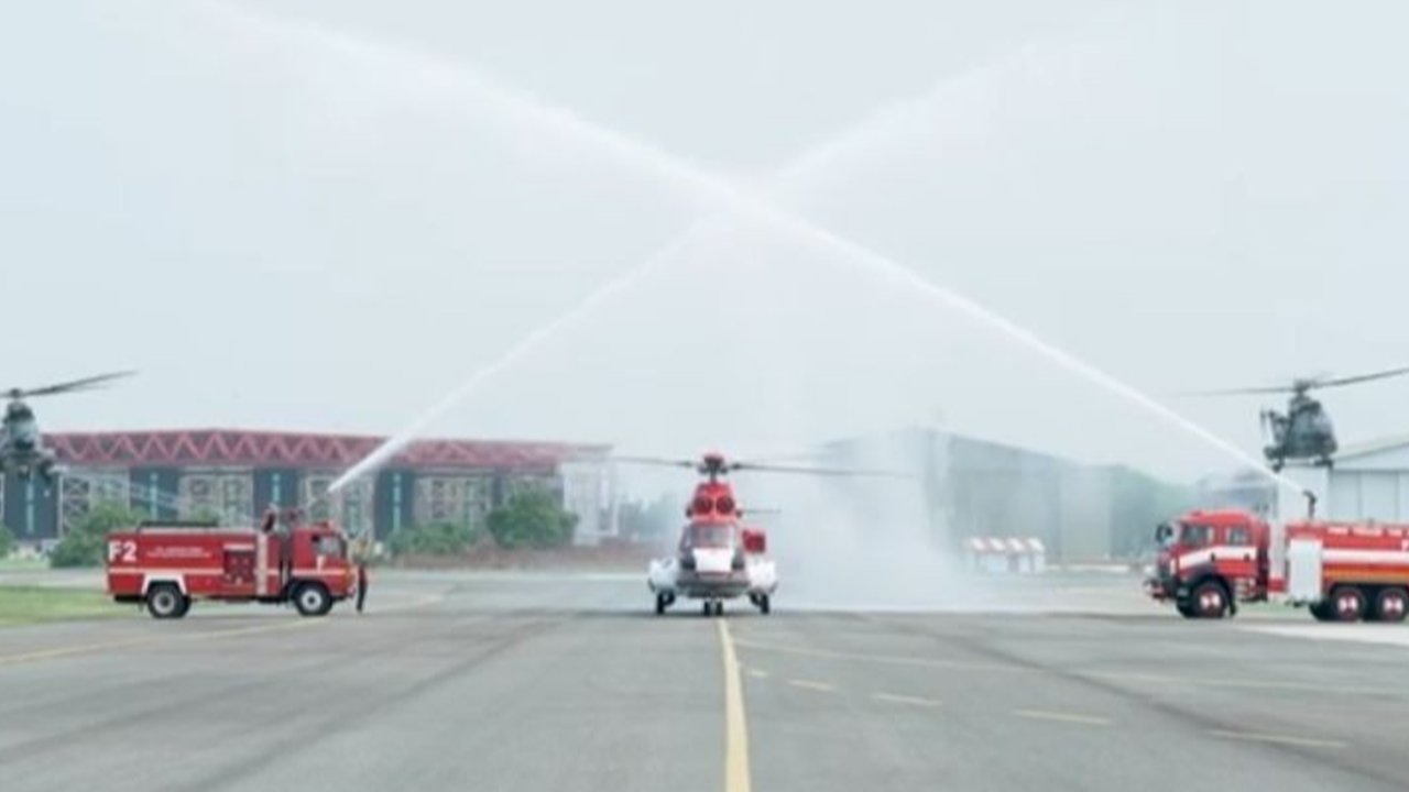 Wapres Ma’ruf Amin Disambut Water Salute