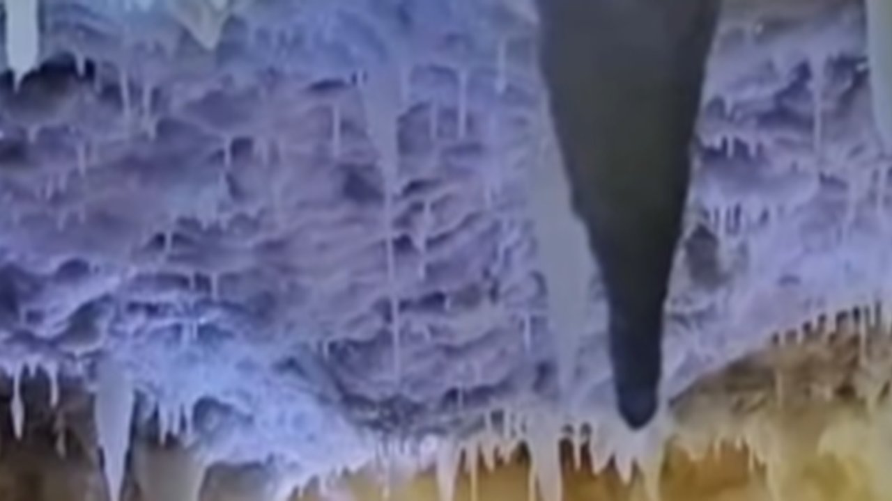 Pekerja JJLS Gunungkidul Temukan Gua Menakjubkan di Tengah Proyek, Berisi Batuan Indah Bak Dihiasi Kristal