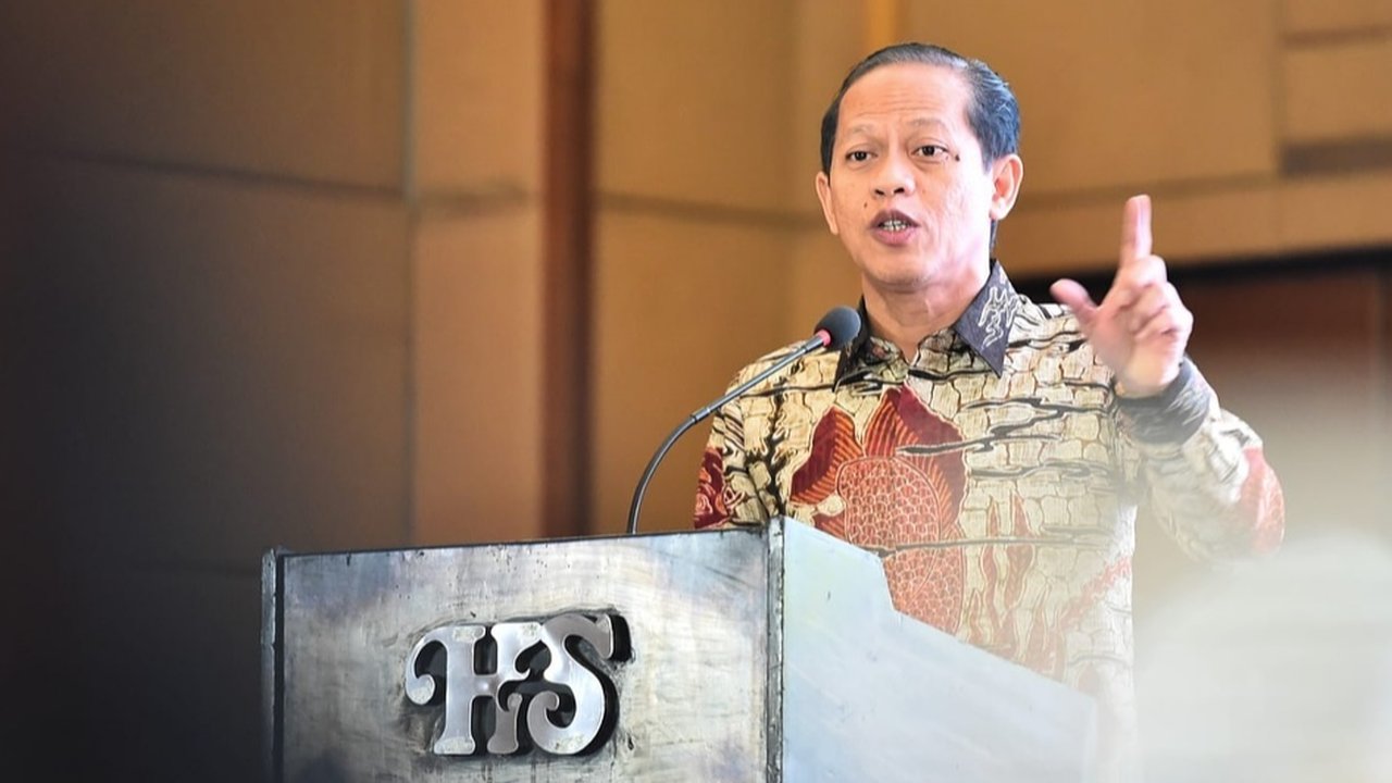 Hanif Faisol Nurofiq
