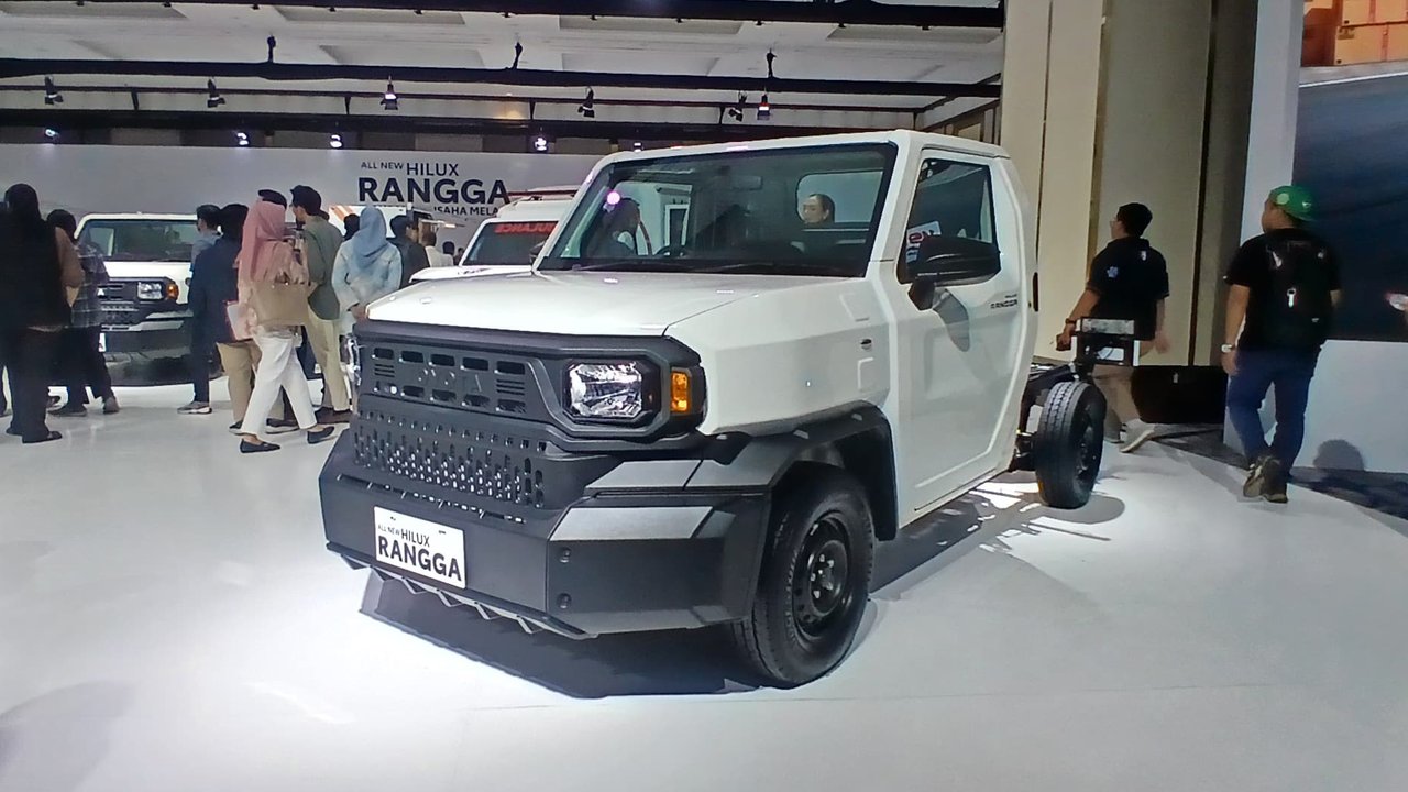 Toyota Hilux Rangga Cab Chassis.