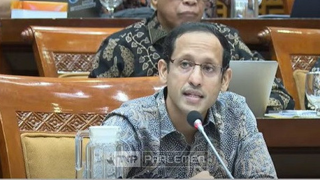 <p>Mendikbudristek, Nadiem Makarim saat rapat kerja bersama Komisi X DPR RI pada Selasa (21/5/2024). (YouTube TVR Parlemen)</p>