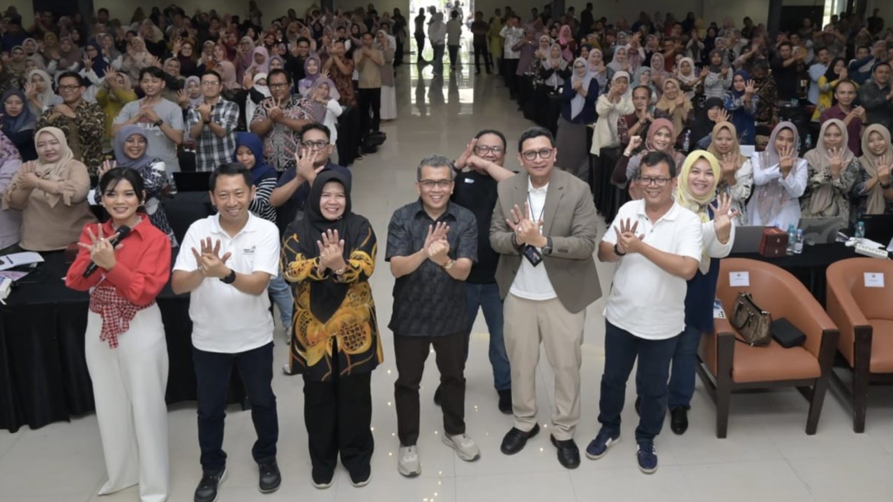 Telkom Gelar Indonesia Digital Learning for Great Teacher untuk 550 Guru SD-SMP di Subang