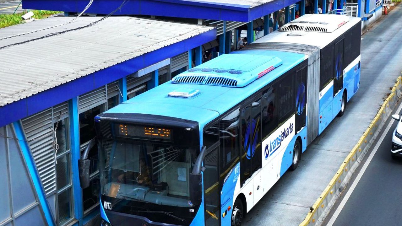 Dengan ditetapkannya LRT Jabodebek sebagai Objek Vital Nasional, maka penyelenggaraan pengamanan akan dilakukan berdasarkan prinsip pengamanan internal. (Liputan6.com/Herman Zakharia)