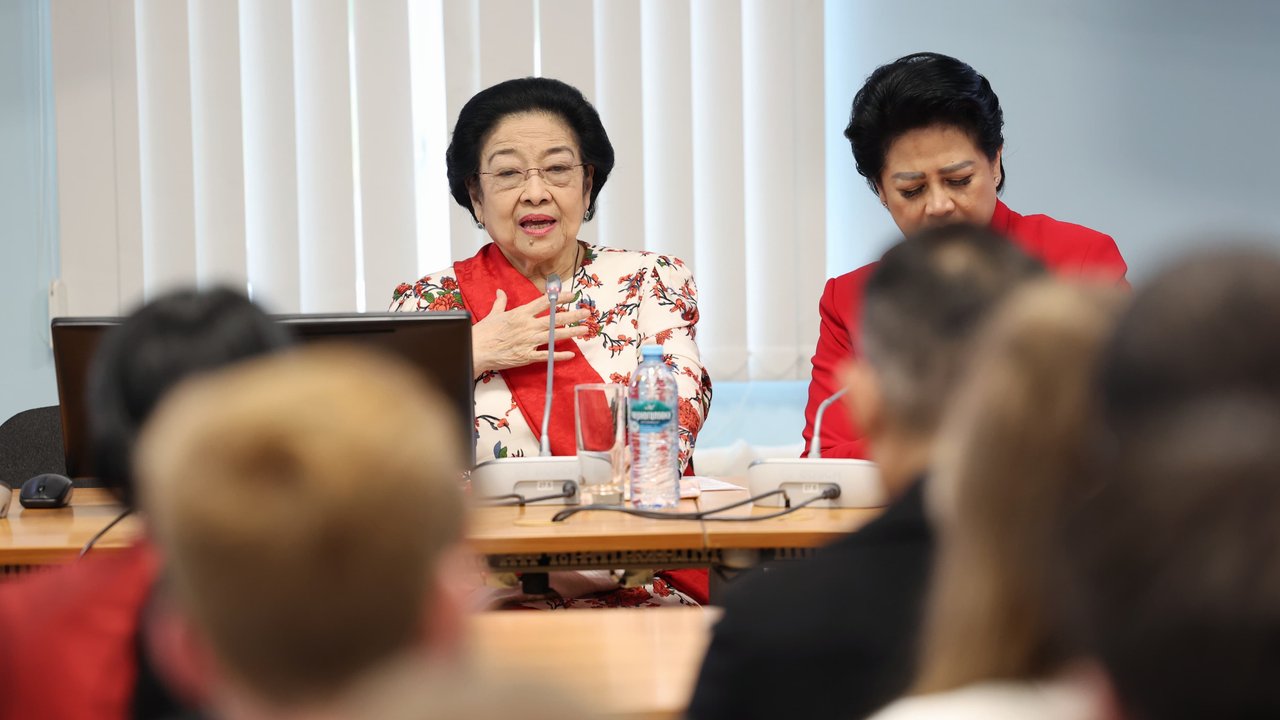 Presiden Kelima RI Megawati Soekarnoputri berkunjung ke Imam Bukhari International Scientific Research Center. (Foto: Dokumentasi PDIP).