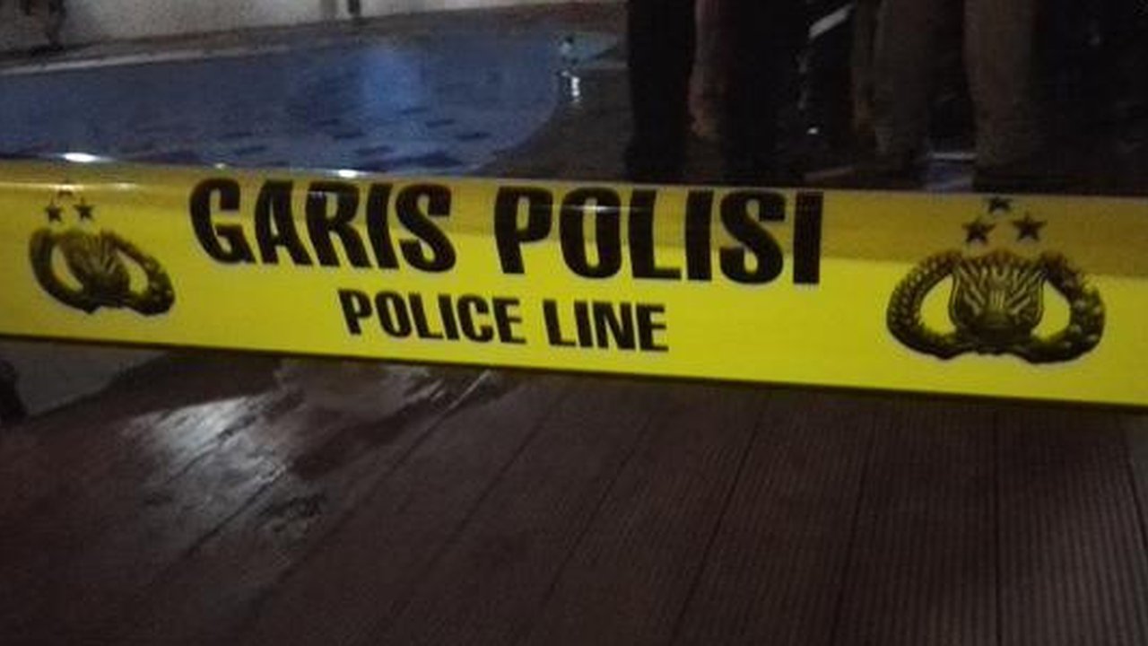 Ilustrasi garis polisi. (Liputan6.com/Raden Trimutia Hatta)