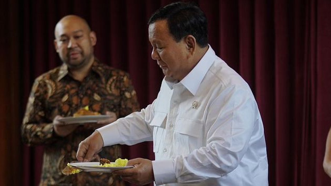 MOmen Ulang Tahun Prabowo