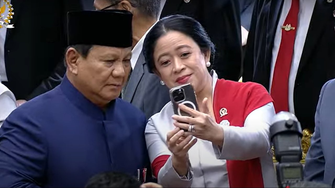 Puan ajak Prabowo selfie