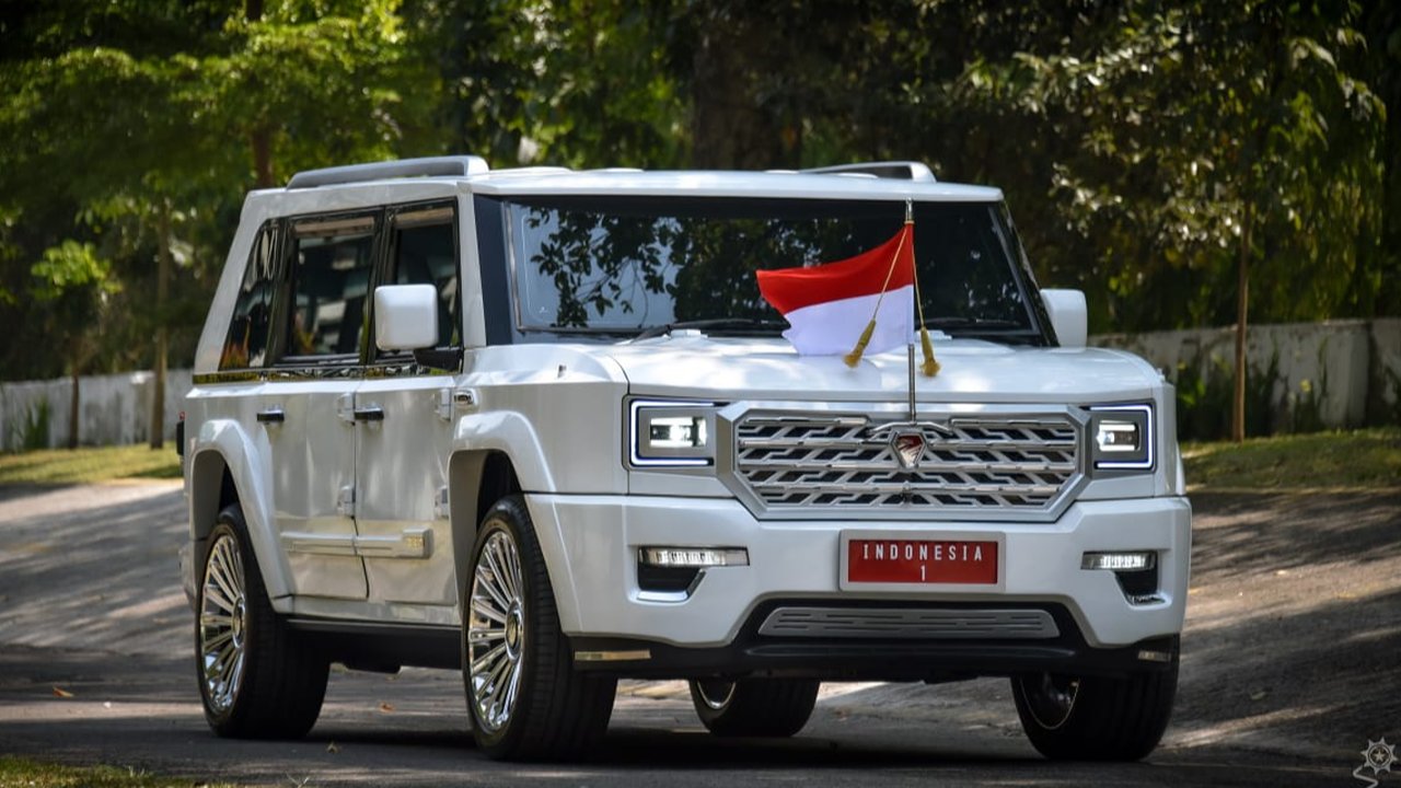 Presiden Prabowo sapa warga di Bundaran HI