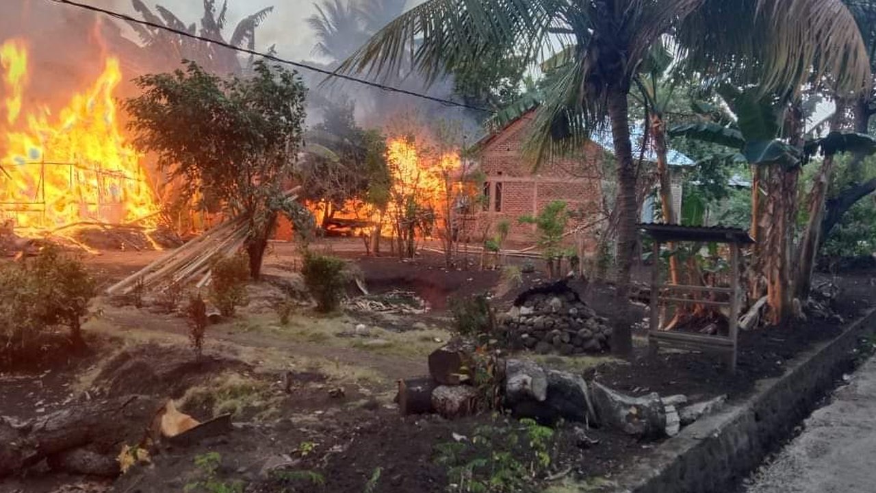 bentrokan dua desa di Adonara Flores Timur