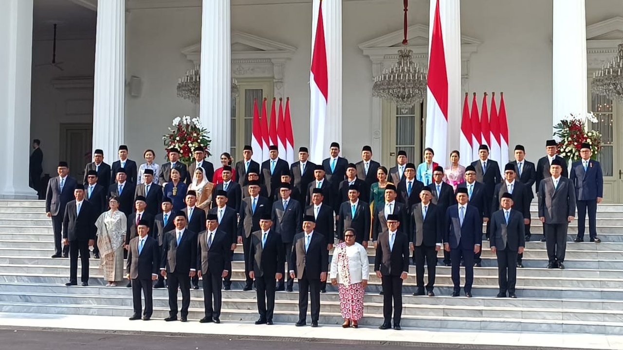 Prabowo-Gibran Tak Ikut Foto Bareng Wakil Menteri