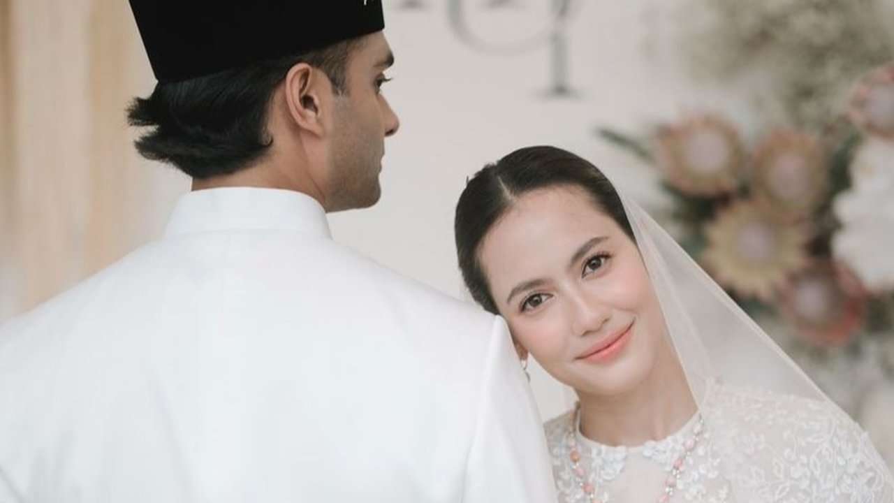 Meski jadi pengusaha sukses di Malaysia, Mirzan Meer cukup menjaga privasi kehidupannya. Terbukti, akun Instagram-nya @mirzan_m ia kunci.