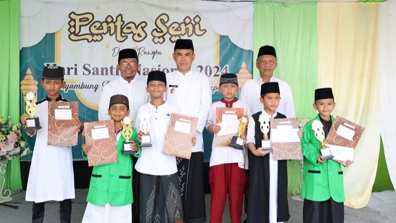 Pj) Wali Kota Tarakan Bustan menghadiri peringatan hari santri