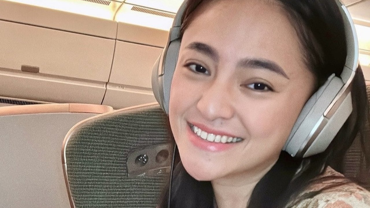 Marshanda memang selama ini dikenal sering mengkampanyekan gerakan self love. Tetapi, ada salah satu rekannya yang menawarkan operasi plastik untuk bagian matanya.