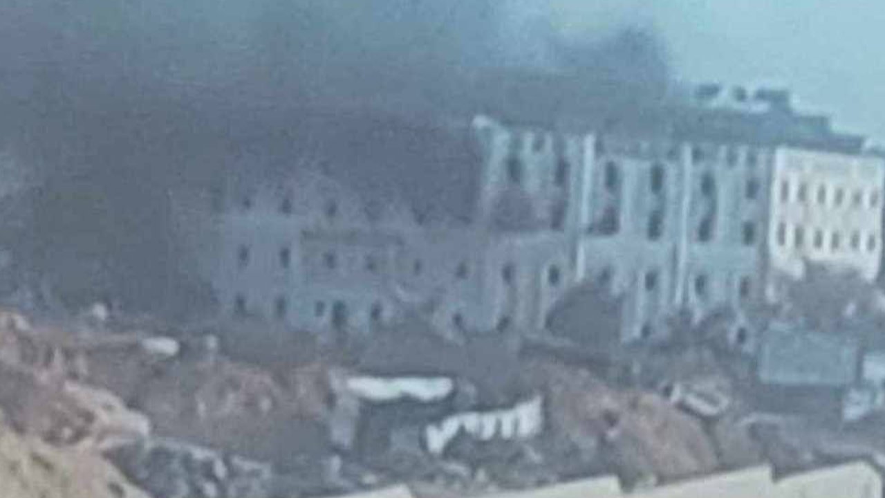 Penjajah Israel membakar RS Indonesia di Gaza utara