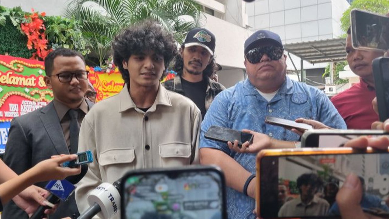 Vadel Badjideh Datangi Kementerian PPPA