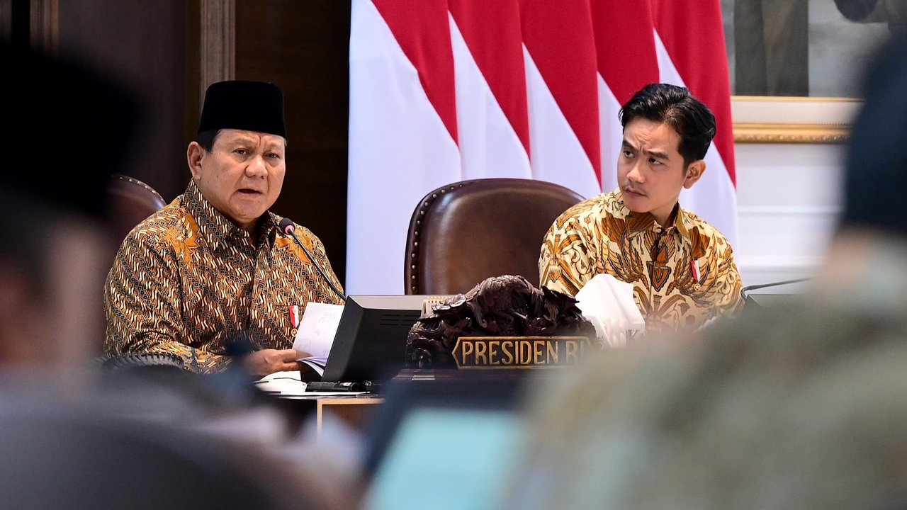 Prabowo-Gibran pimpin sidang kabinet perdana
