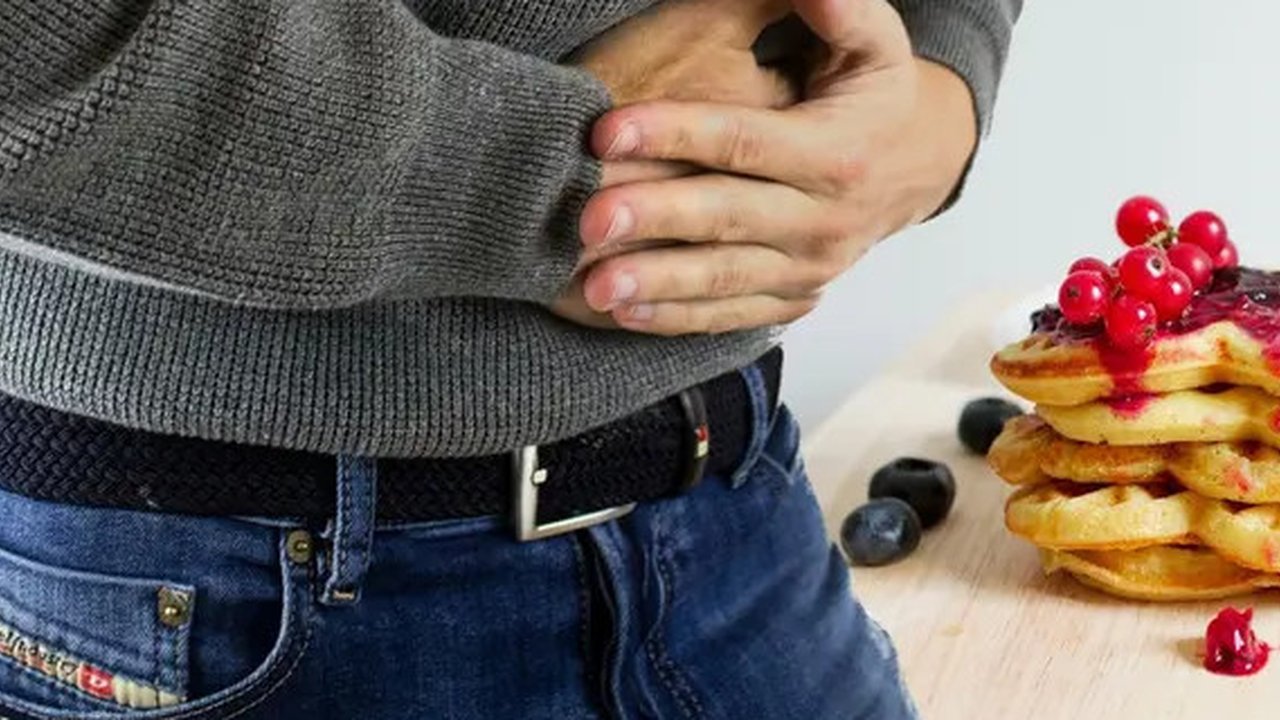 Ilustrasi sakit perut, keracunan makanan. (Sumber: Pixabay)