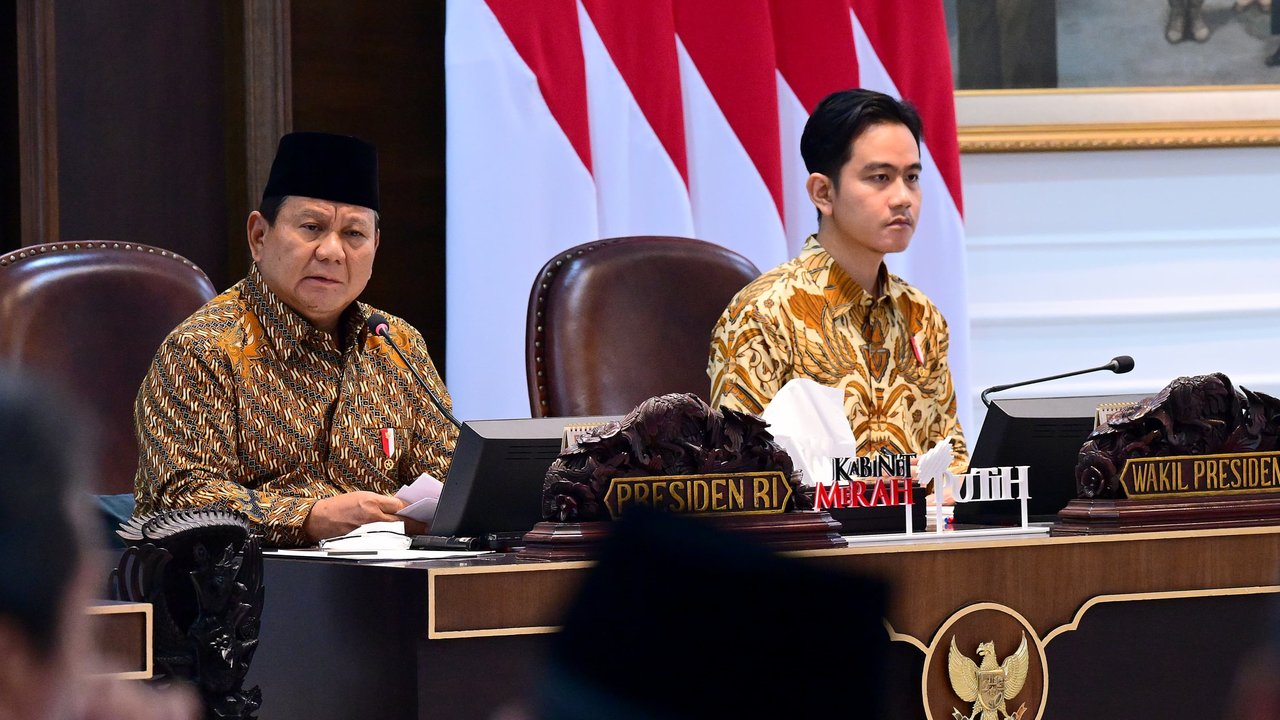 Prabowo-Gibran pimpin sidang kabinet perdana