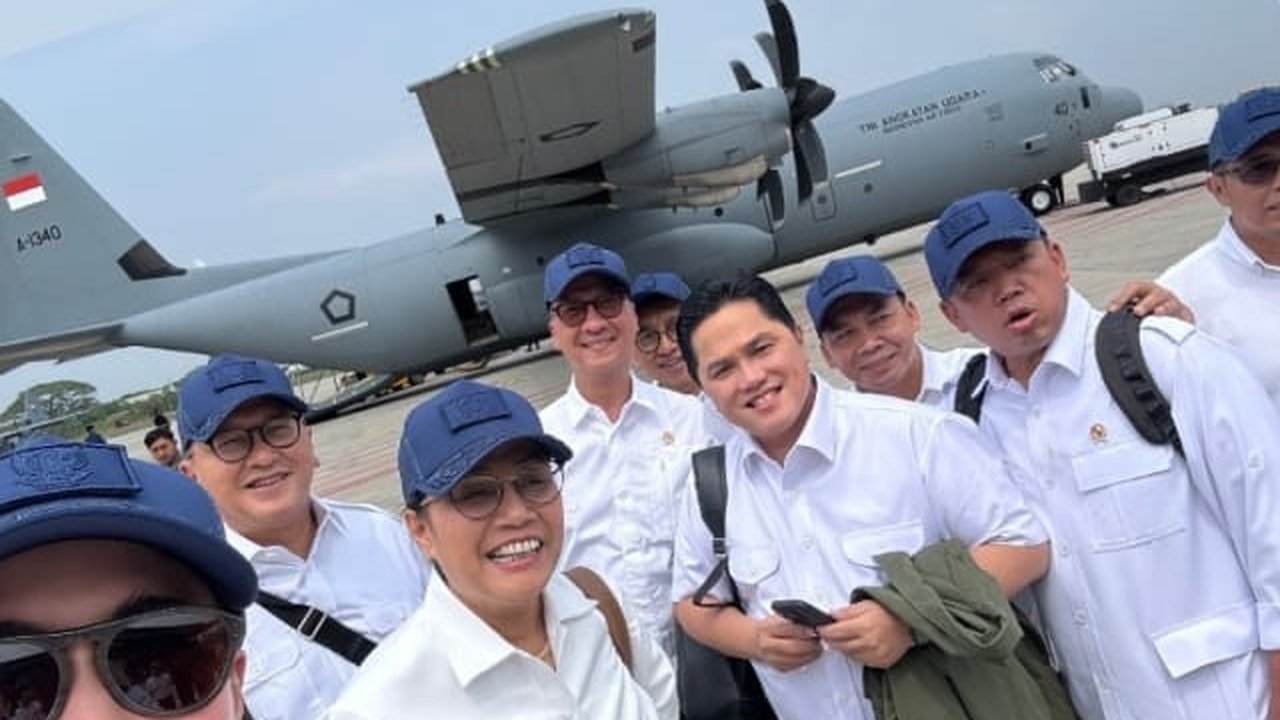 Suasana Menteri Kabinet Merah Putih Naik Hercules