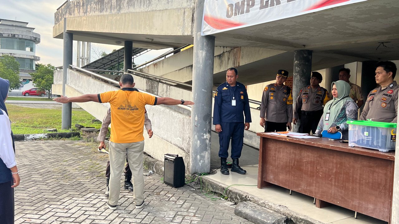 Simulasi sortir pelipatan dan penghitungan surat suara Pilkada