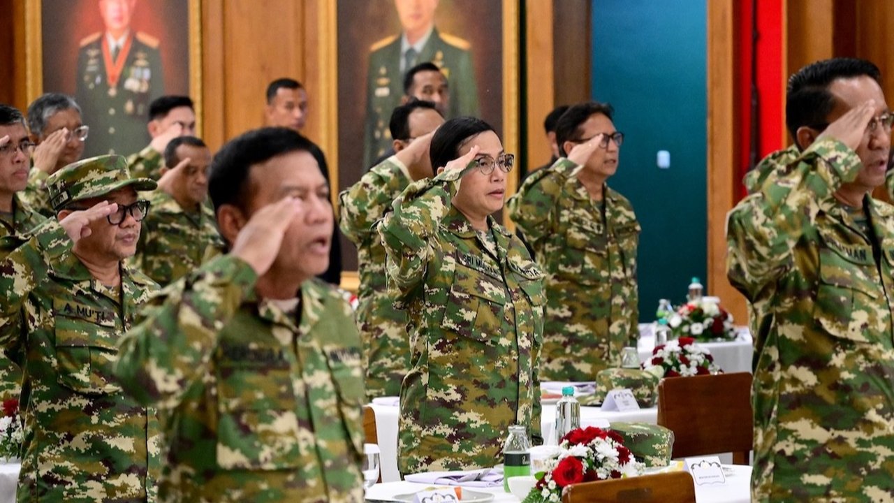 Prabowo dan Kabinet Merah Putih Makan Malam di Lembah Tidar