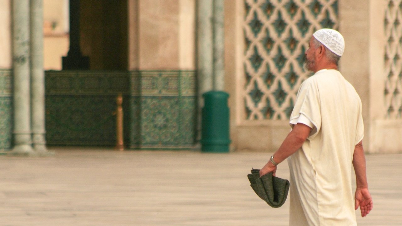 Niat Sholat Zuhur Lengkap dengan Tata Cara dan Doa Setelahnya