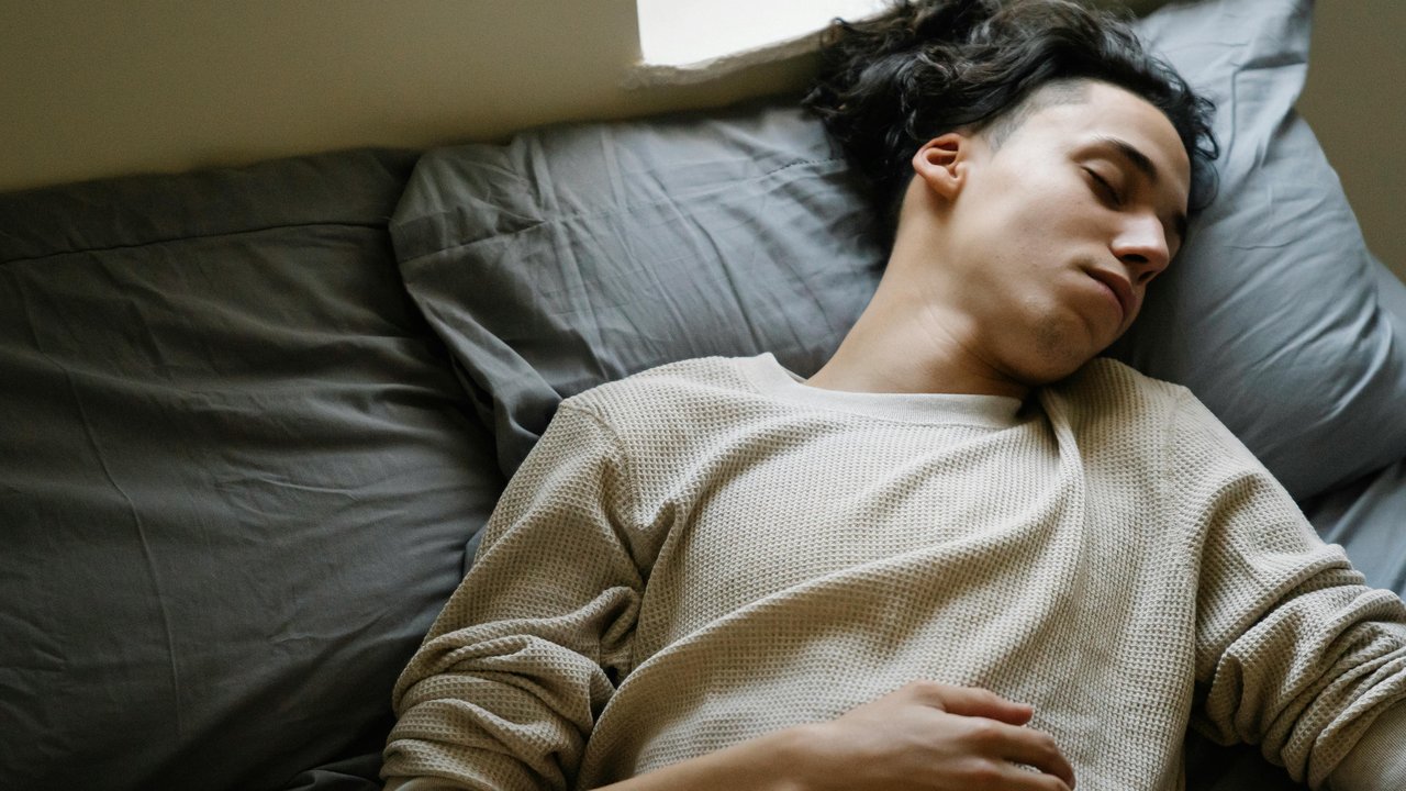 Cara Meningkatkan Kualitas Tidur dengan Rutinitas Malam yang Sehat