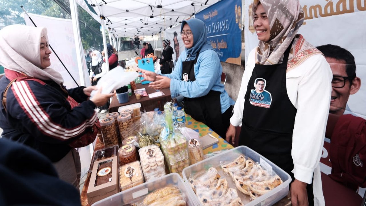 Bulan Suci Ramadhan tentu menjadi berkah bagi seluruh umat untuk melakukan berbagai hal kebaikan, termasuk dengan hadirnya 10 stand Bazar UMKM relawan Sandiaga Uno guna mempercepat pemulihan ekonomi rakyat kecil (Istimewa)