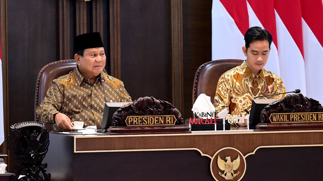 Prabowo-Gibran pimpin sidang kabinet perdana