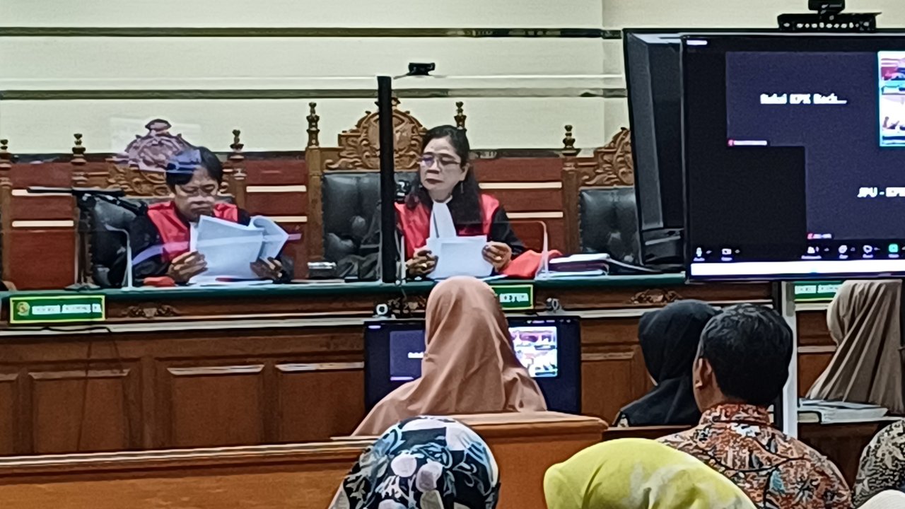 Ketua Majelis Hakim Ni Putu Sri Indayani.