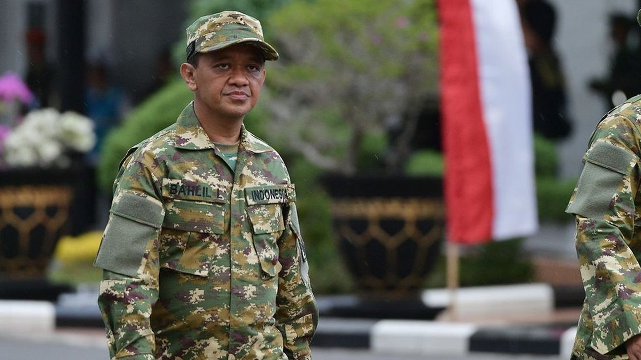 Menteri ESDM Bahlil Lahadalia di Akmil Magelang