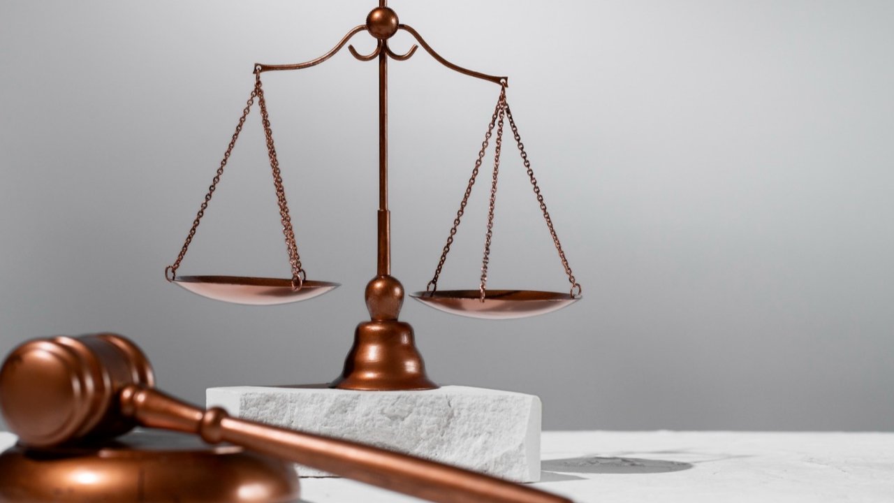 Ilustrasi hukum, keadilan. (Image by Freepik)