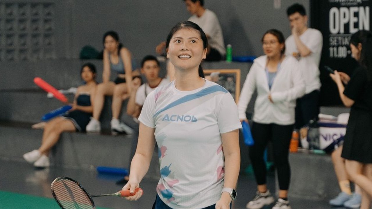Mantan Atlet, Ini 7 Potret Sporty Mitzi Abigail Saat Bermain Bulu Tangkis
